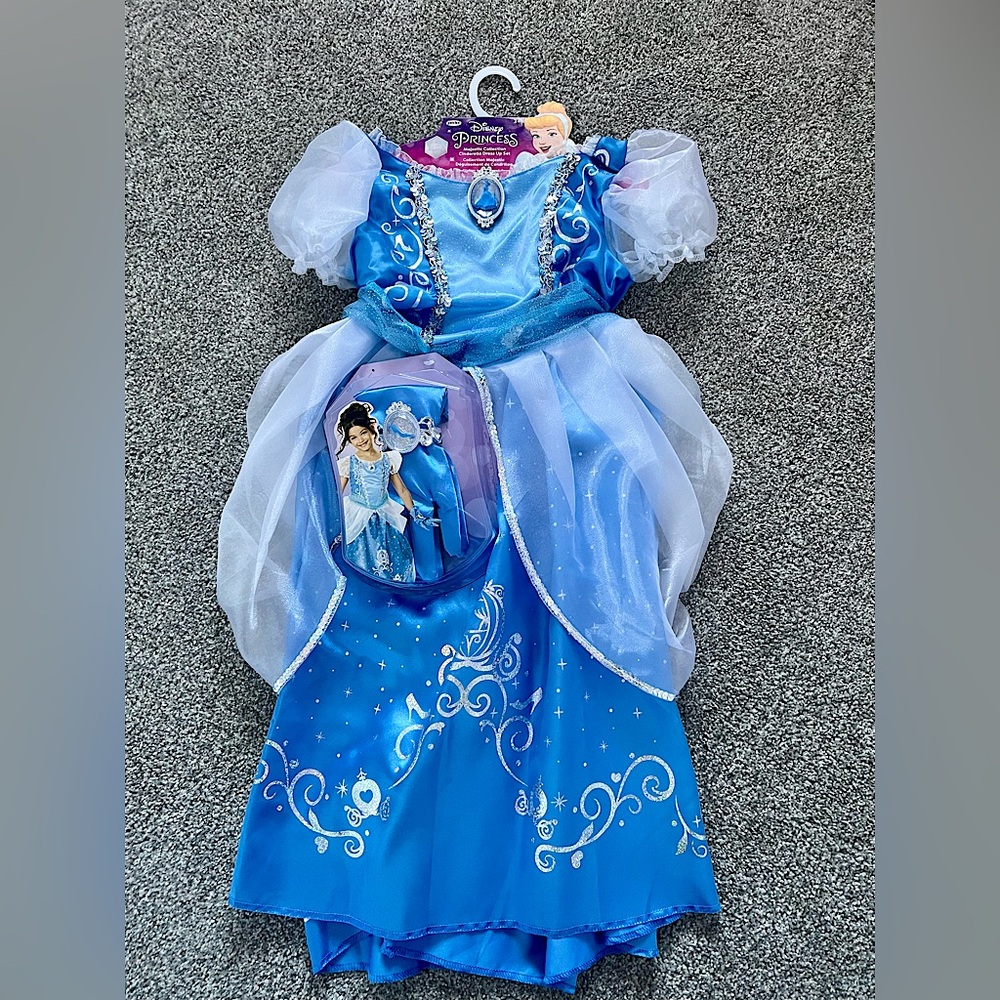 Cinderella Dress up set size 4-6yrs